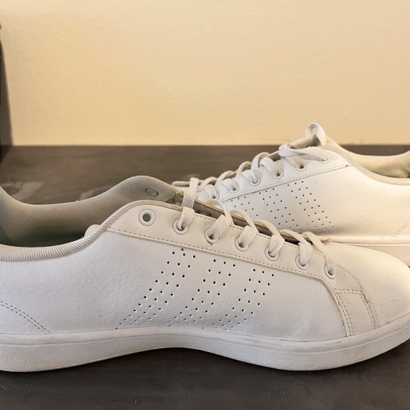 Adidas Cloudfoam - Picture 1 of 3